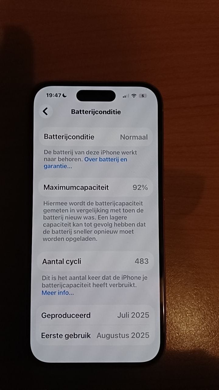 Foto 7 van Iphone 16 te koop