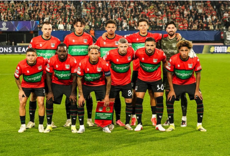 Gezocht: Nec Nijmegen shirts voorronde C-League (matchworn), Ophalen of Verzenden, Gebruikt, Overige binnenlandse clubs, Shirt