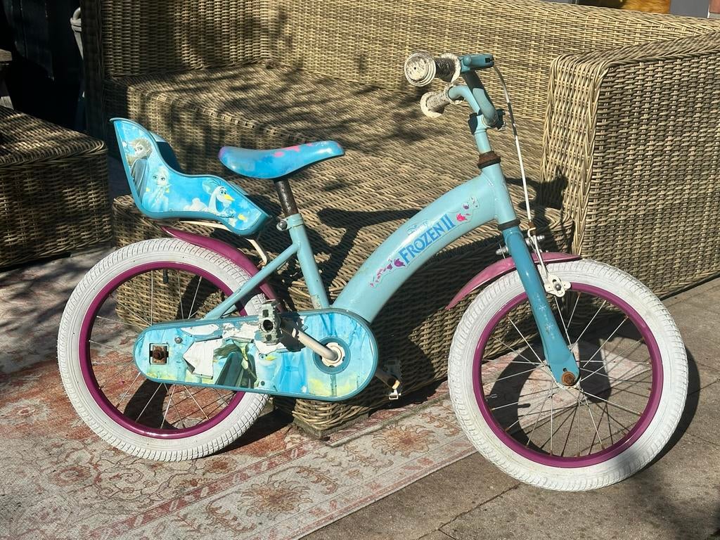 Disney Frozen 2 kinderfietsje (met zijwieltjes), Ophalen, Zijwieltjes, Gebruikt, Velgrem