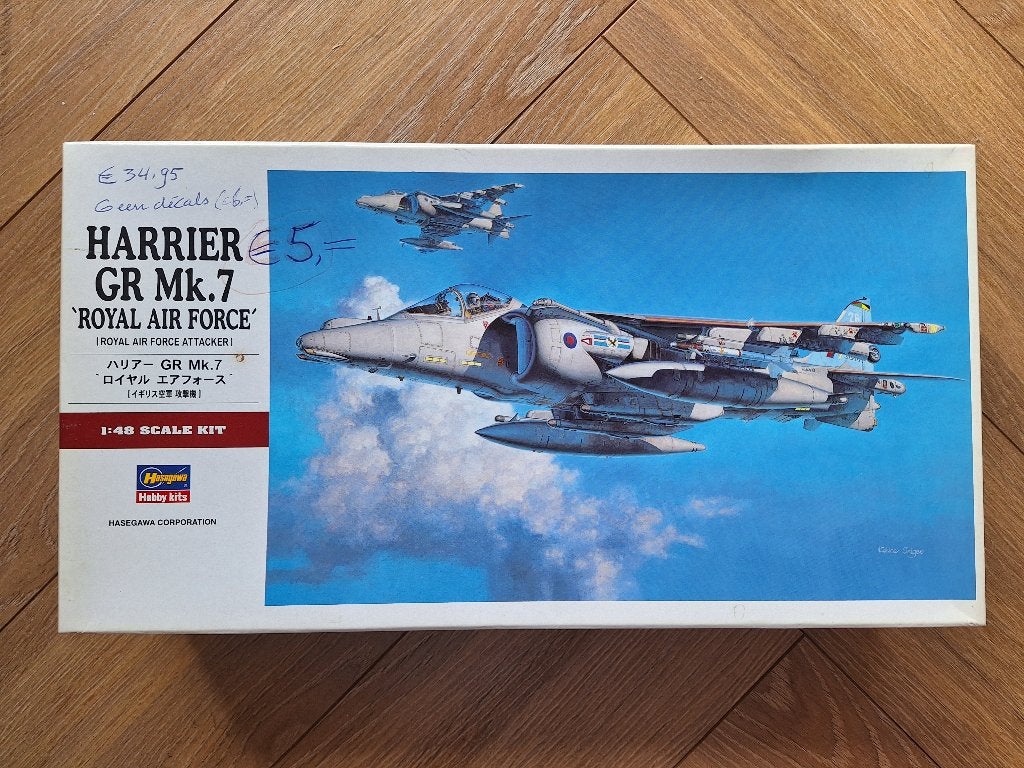 1:48 / 1/48 Hasegawa Harrier GR Mk. 7 “Royal Air Force”, Hasegawa, Ophalen of Verzenden, Zo goed als nieuw, Groter dan 1:72