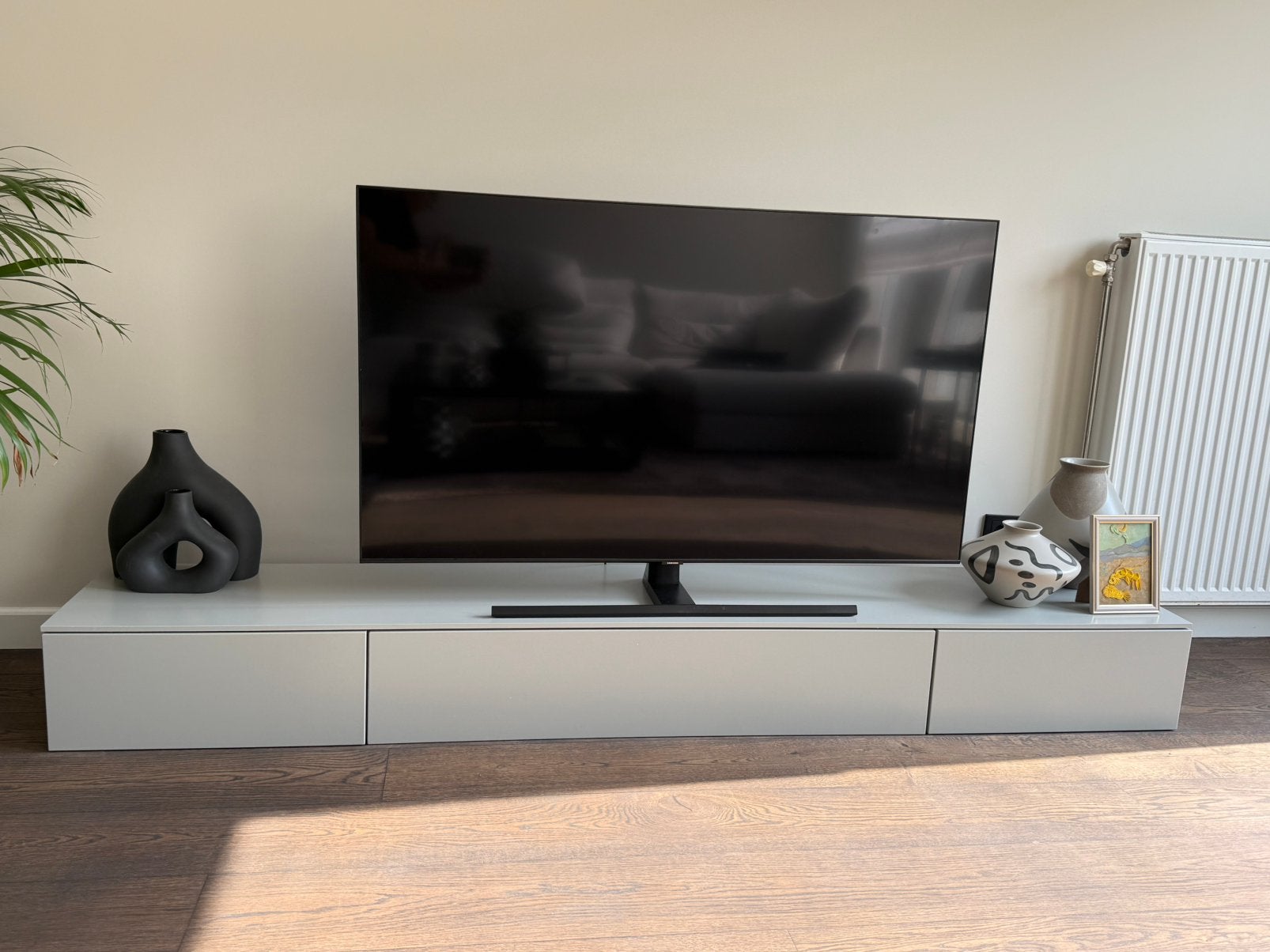 Modern tv meubel, Huis en Inrichting, Ophalen, Zo goed als nieuw, 200 cm of meer, Minder dan 100 cm