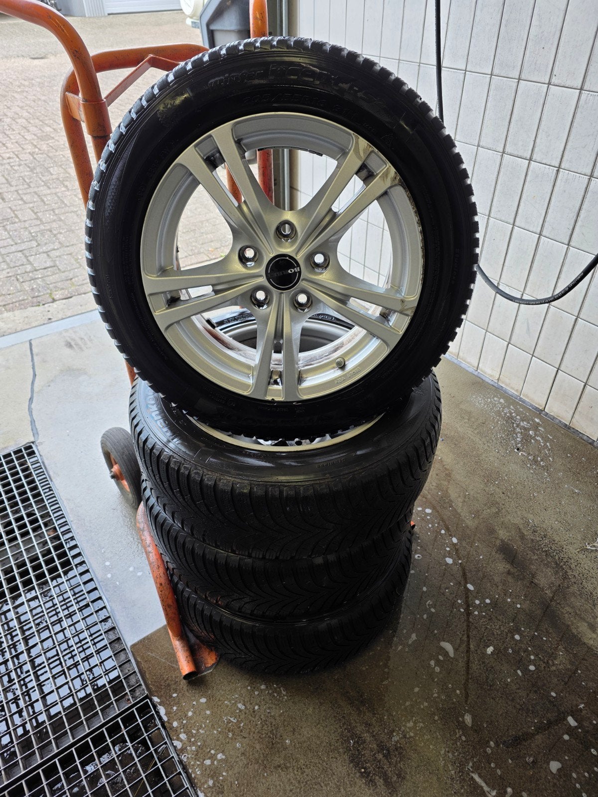 Set van 4 winterbanden met velgen - 16 inch, Gebruikt, 16 inch, Banden en Velgen, Personenwagen