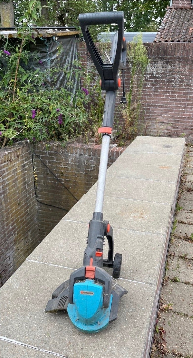 Gardena Trimmer ComfortCut 450 - Elektrische grastrimmer, Ophalen of Verzenden, Gebruikt, Elektrische grasmaaier