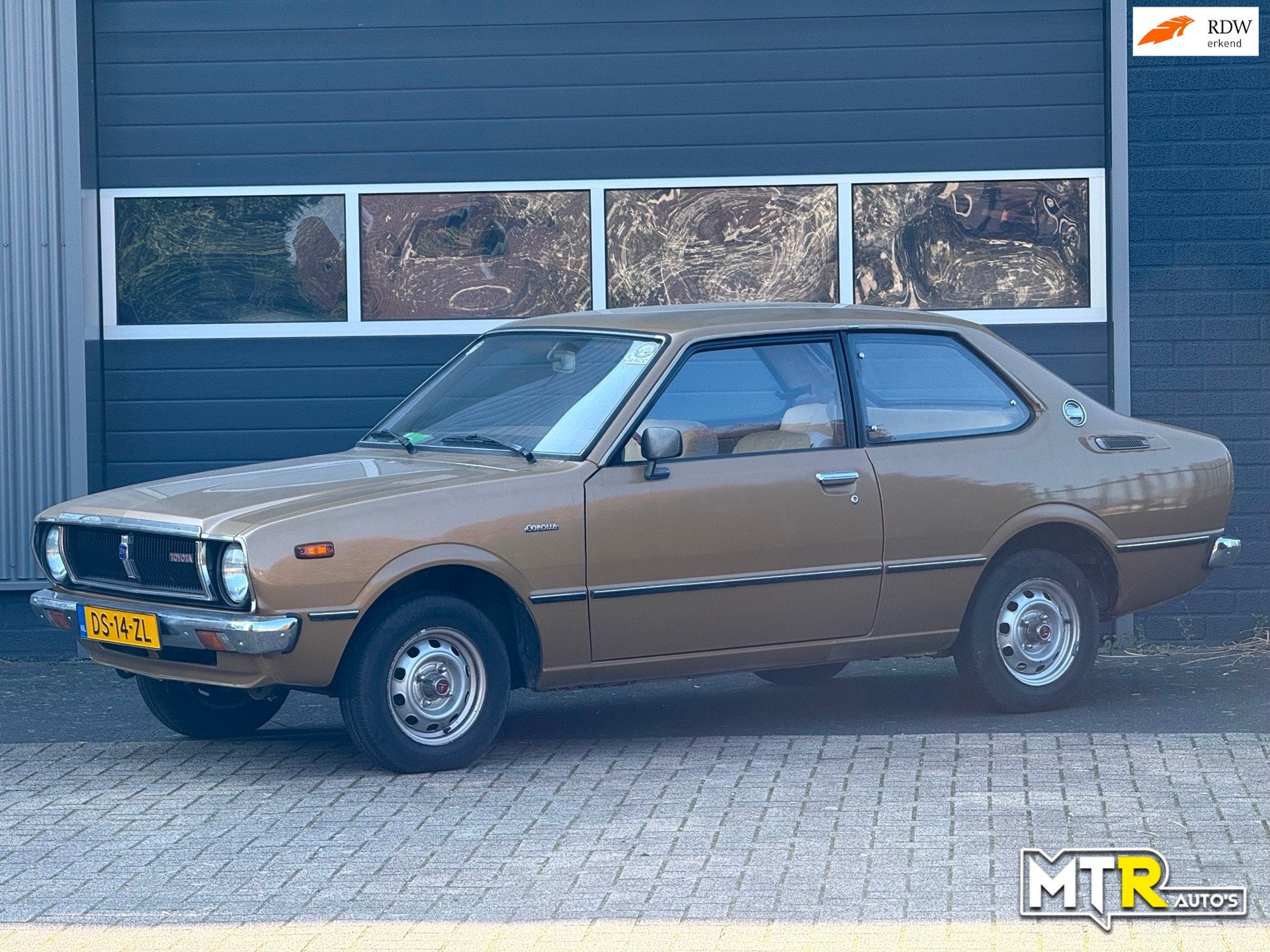 Toyota Corolla 1.2 de Luxe AUTOMAAT|ORIG. NEDERLANDS, Auto's, Automaat, Achterwielaandrijving, Gebruikt, 4 cilinders