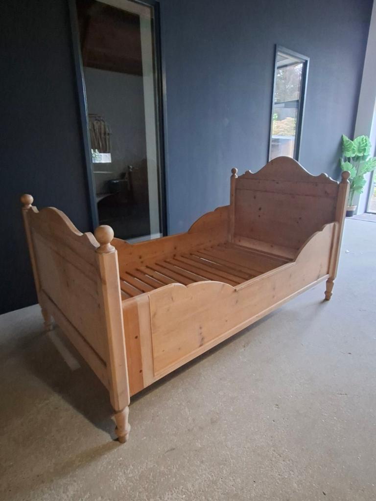 Oud boeren grenen bed ledikant inclusief Lattenbodem, Ophalen of Verzenden