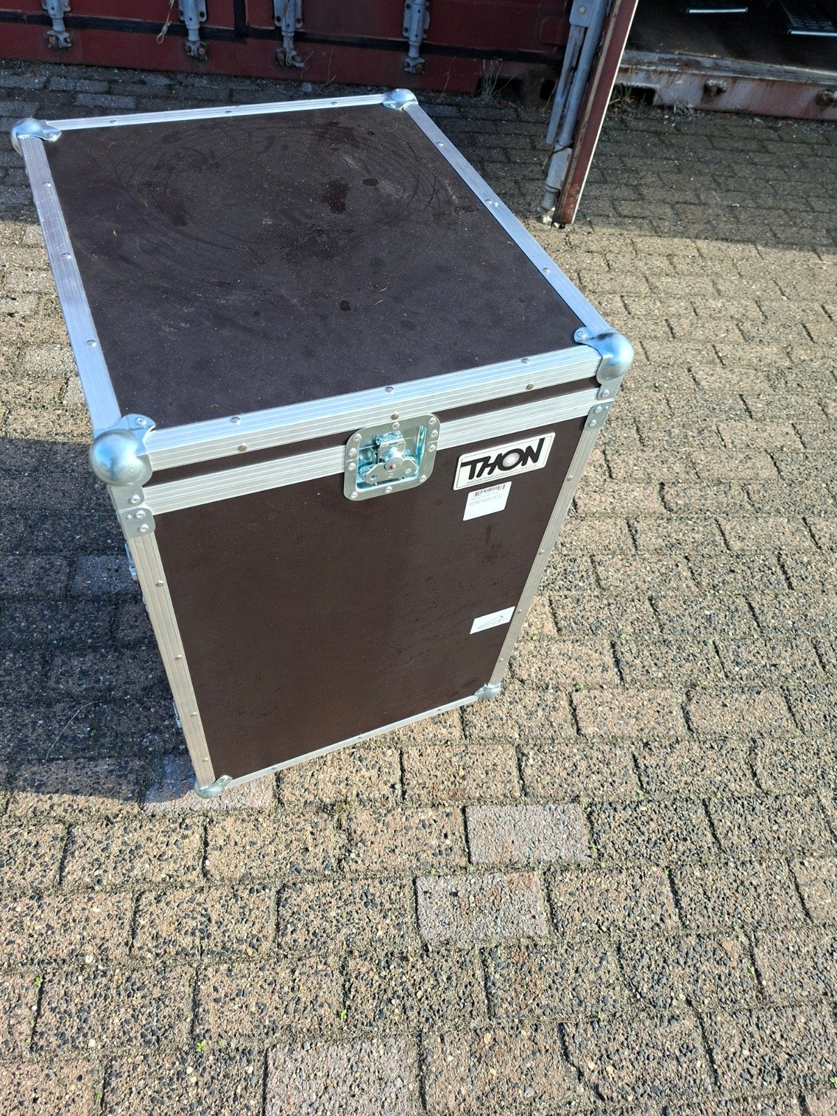 Thon Triple Door 15he 19 inch Flightcase / taperack, Ophalen, Nieuw, Overige instrumenten, Flightcase