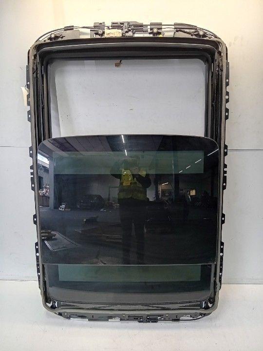 Dak Audi Q7, Onderdelen@venauto.nl, Van der Ven Autorecycling B.V., Gebruikt, Ettenseweg 76, 4706 PB Roosendaal, The Netherlands
