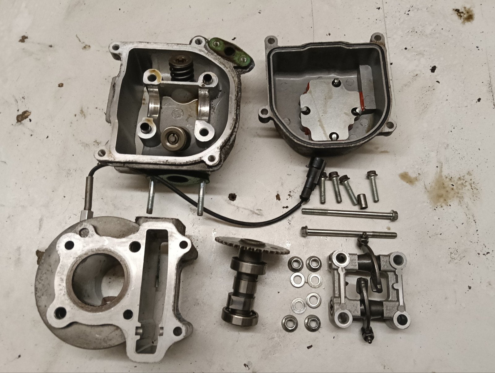 Complete cilinder 50cc GY6 met temperatuurssensor (set/los), Ophalen of Verzenden, Gebruikt, Cilinder, Overige merken