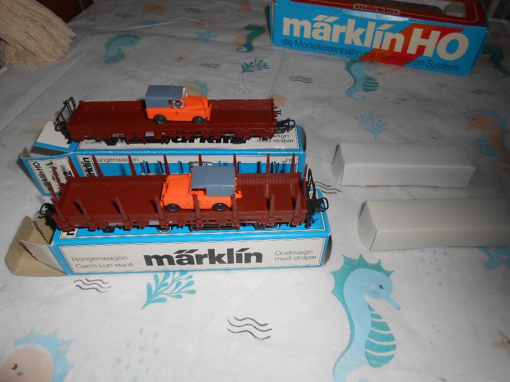 Märklin 4722, 2x, Zweden, SJ rongenwagons met een jeep, Wisselstroom, Treinset, Nieuw, Ophalen of Verzenden