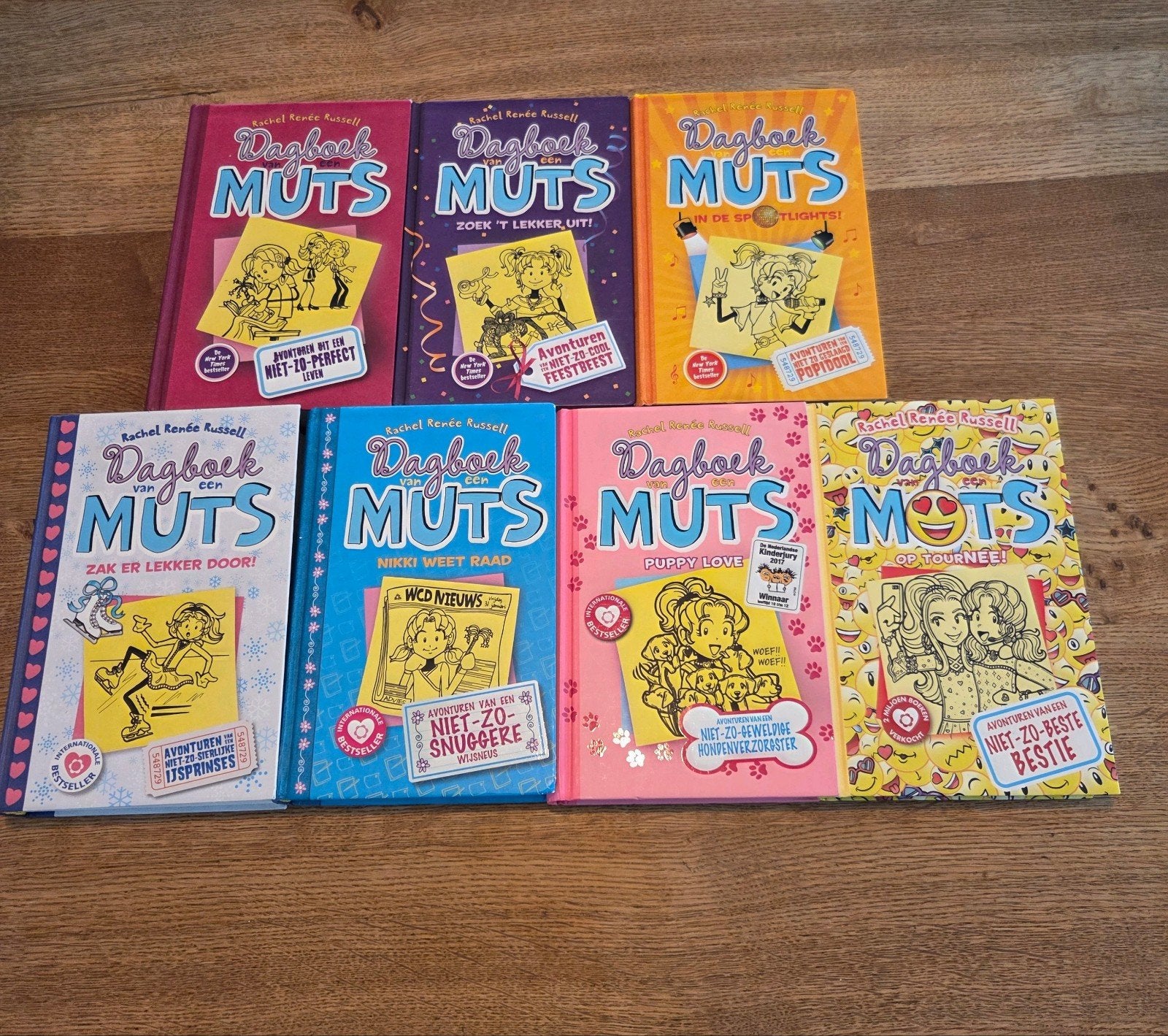 Dagboek van een Muts boekenreeks (7 boeken), Boeken, Ophalen of Verzenden, Zo goed als nieuw, Rachel Renée Russell, Fictie