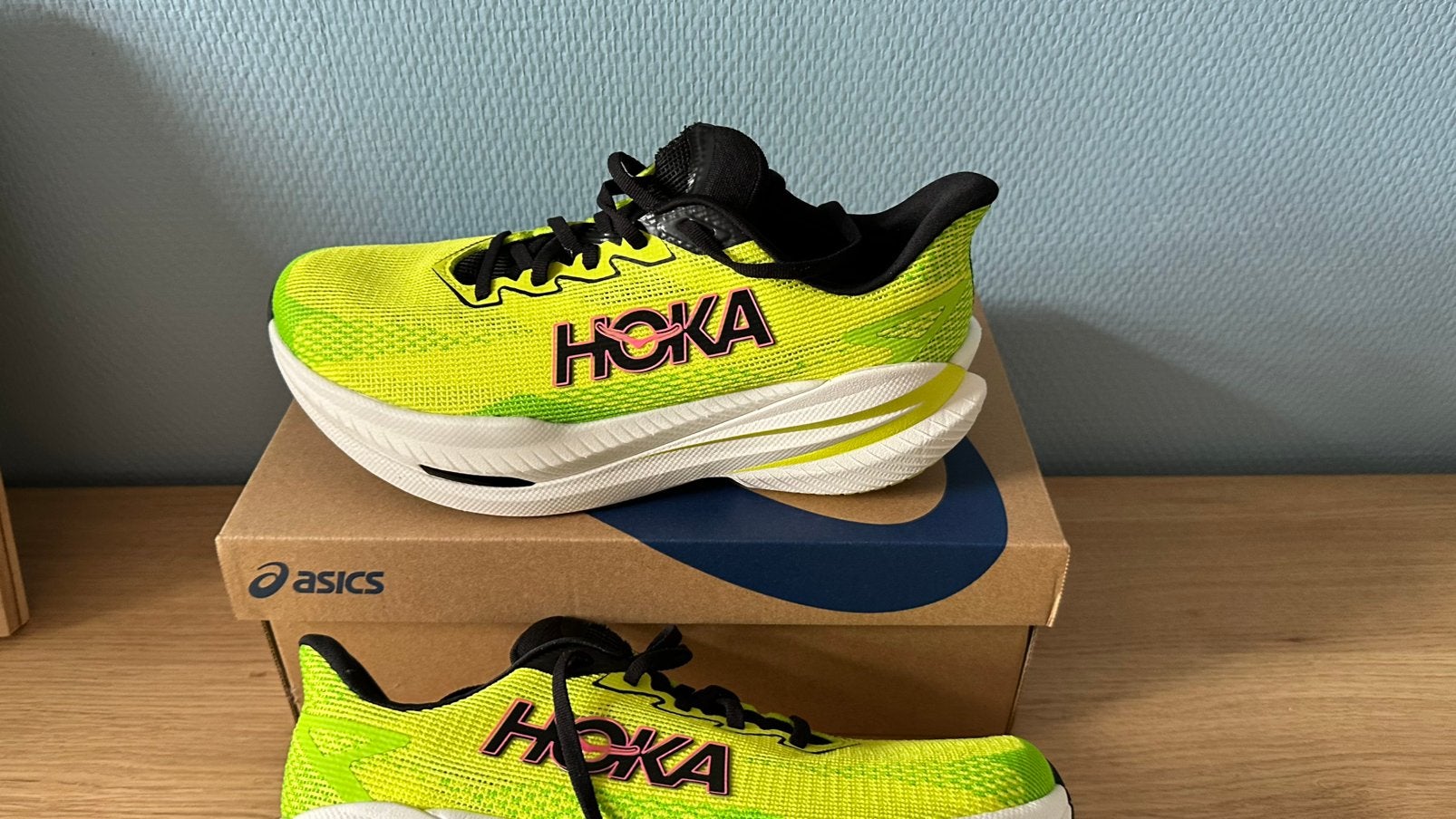 Nieuw HOKA maat 40 41 lichtgewicht hardloopschoenen, Overige merken, Hardloopschoenen, Nieuw, Ophalen of Verzenden