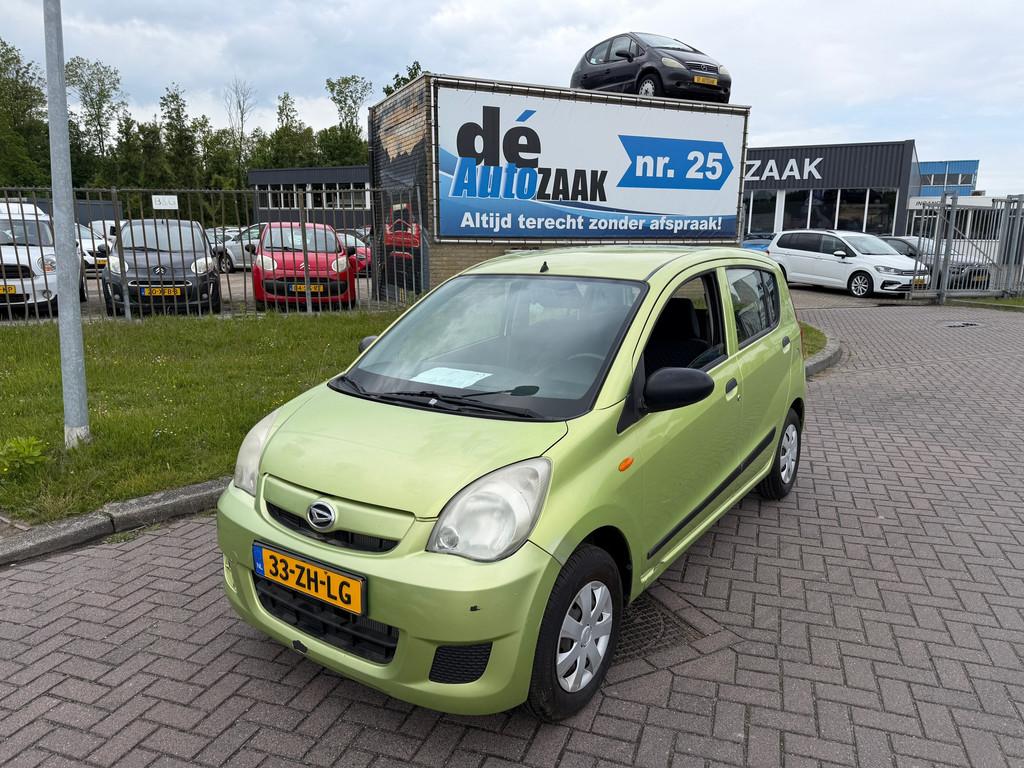Daihatsu Cuore 1.0 Trend Incl NW APK!, Auto's, Daihatsu, Voorwielaandrijving, Airbags, 18 €/maand, 4 stoelen