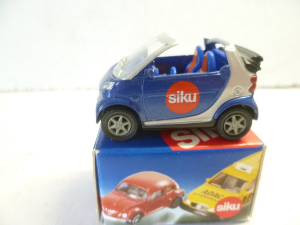 Siku 1042 Smart Cabriolet nieuw in doosje 1:55 modelauto., Ophalen of Verzenden, Nieuw, Auto