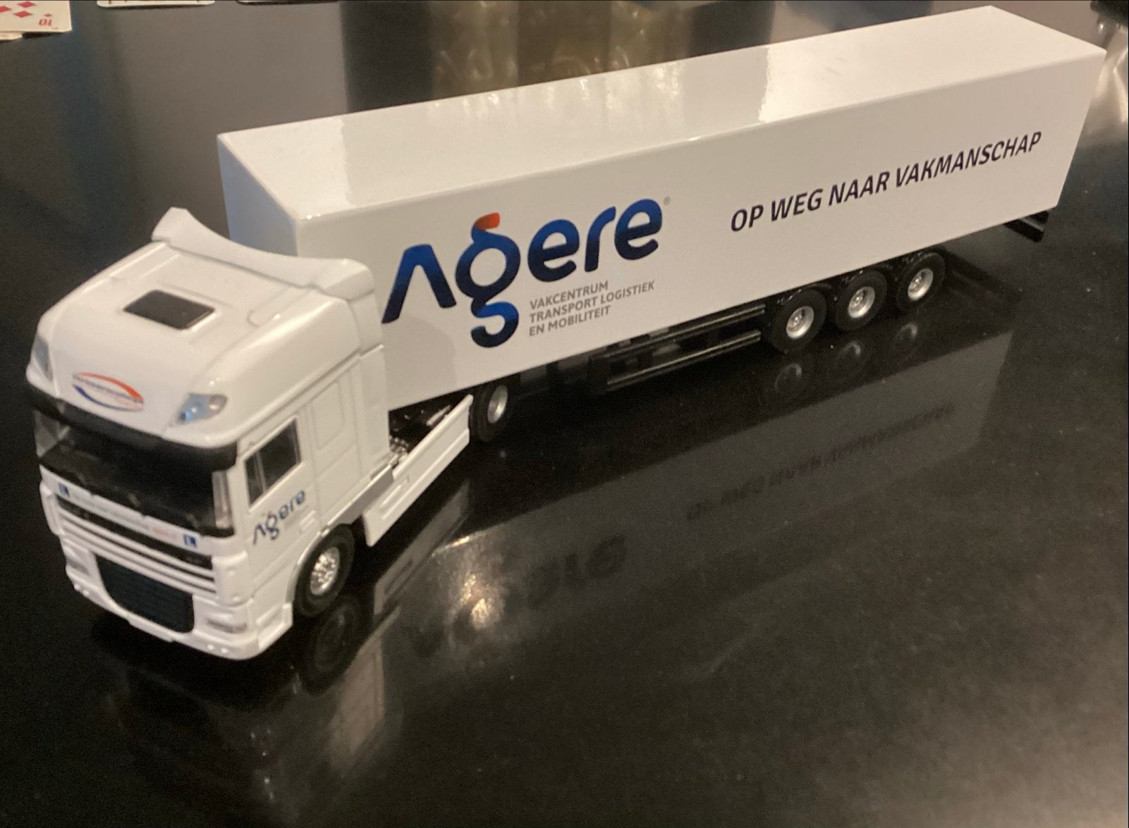DAF XF Agere Vervoerscollege Twente modeltruck, Overige merken, 1:50 of kleiner, Ophalen of Verzenden, Zo goed als nieuw