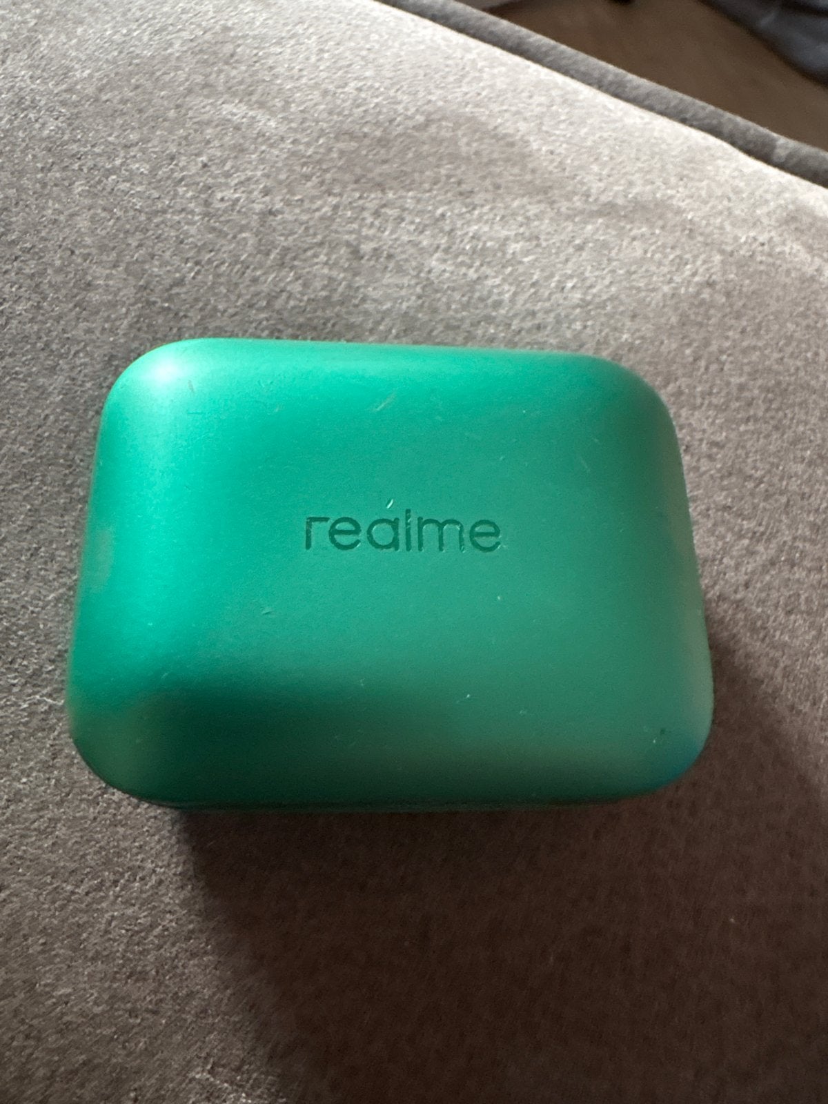 Realme oplaaddoosje (oortjes ontbreken), Ophalen of Verzenden, Gebruikt, Overige merken