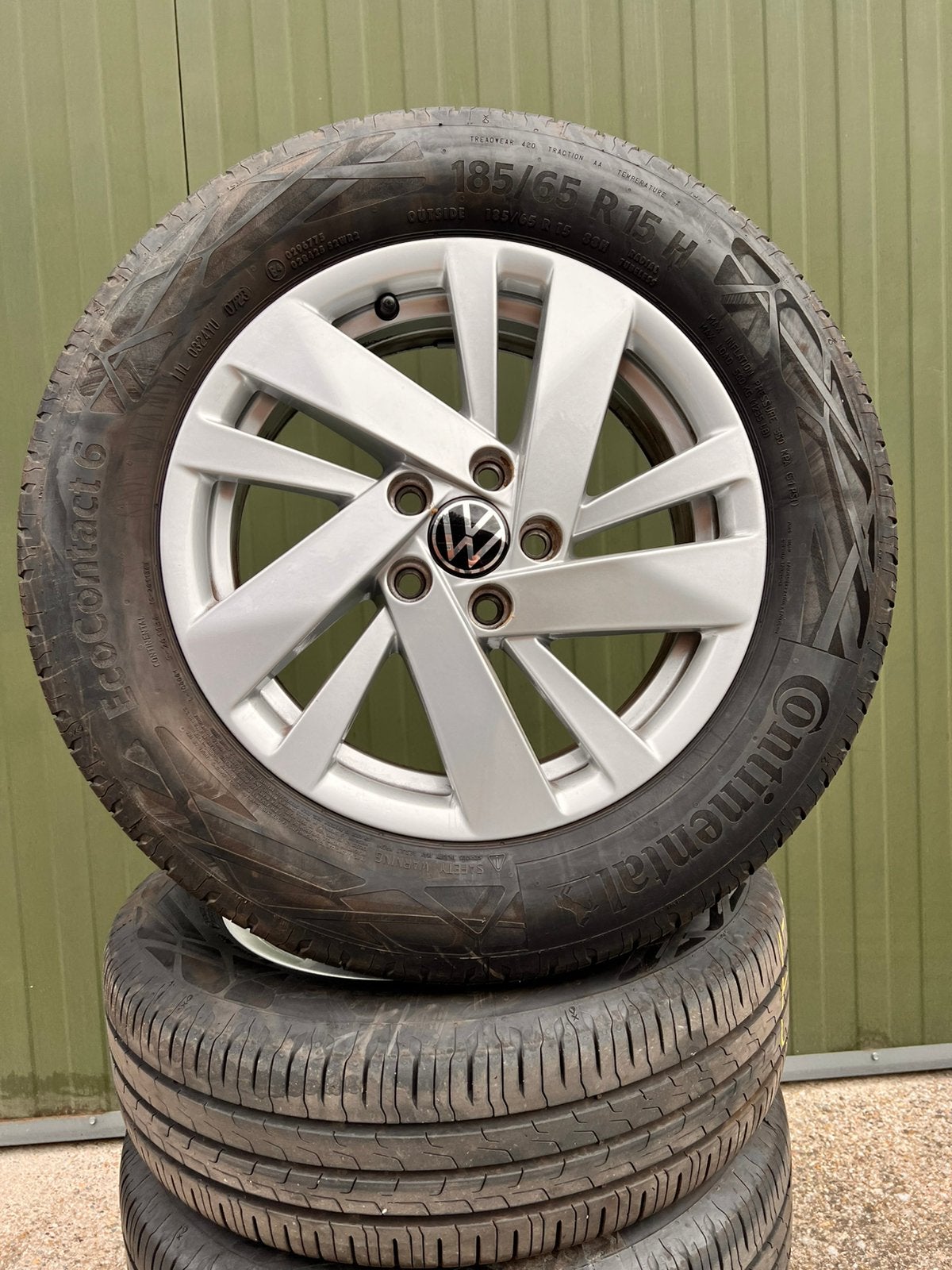 VW polo Ibiza velgen 5x100 Continental zomerbanden 185/65/15, Ophalen, Gebruikt, 15 inch, Banden en Velgen