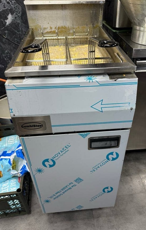 Zo goed als nieuwe professionele Combisteel gasfriteuse, Ophalen, Zo goed als nieuw
