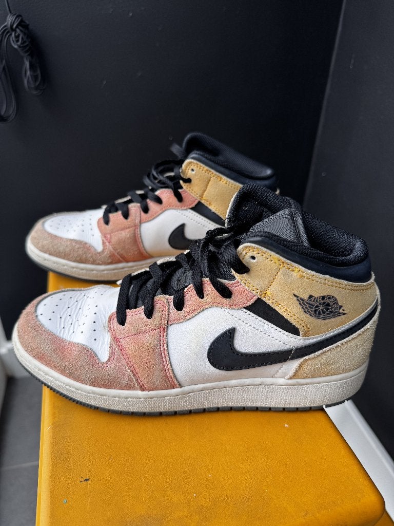 Nike Air Jordan Mid maat 39, Kleding | Dames, Schoenen, Ophalen, Nike, Sneakers of Gympen, Zo goed als nieuw