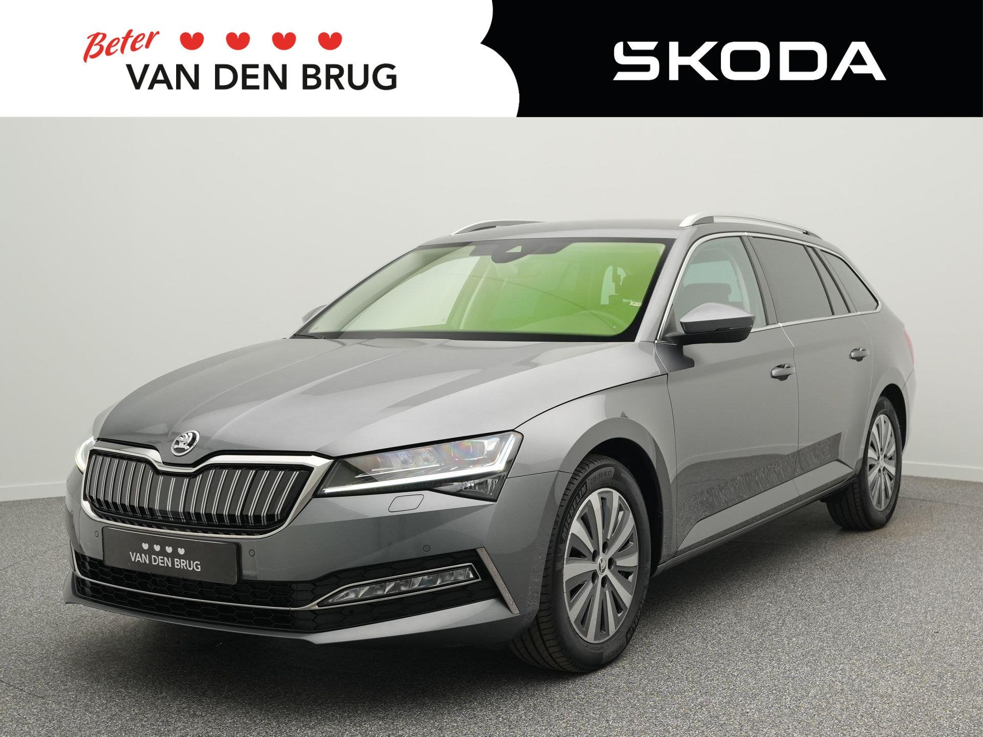 Skoda Superb Combi 1.4 TSI 218 pk DSG iV Style | Trekhaak |, Stof, Gebruikt, 4 cilinders, Hybride Elektrisch/Benzine