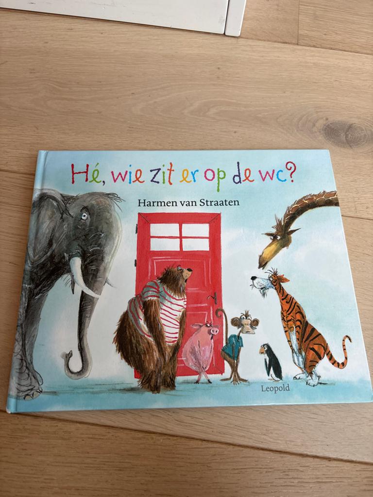 Hé, wie zit er op de wc? - Prentenboek Harmen van Straaten, Ophalen of Verzenden, Zo goed als nieuw, Prentenboek