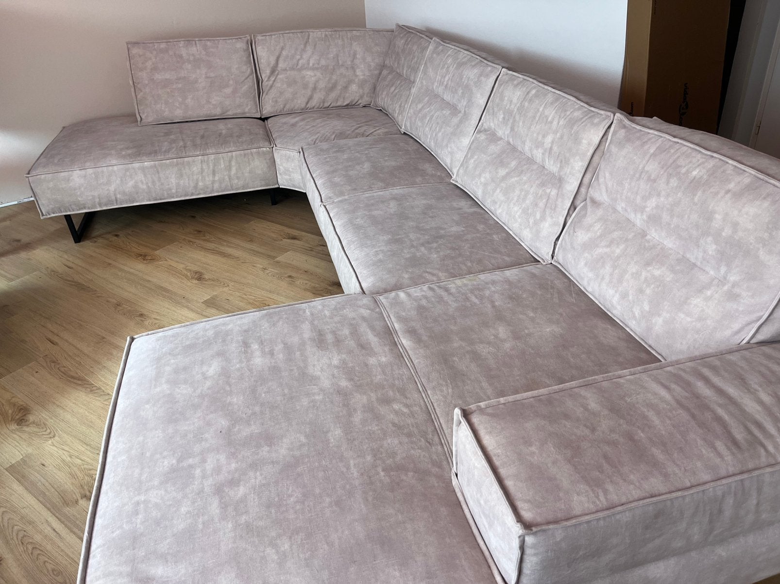 Loungebank 4,30 breed - 2e hands - 2 jaar oud, Huis en Inrichting, Ophalen, Gebruikt