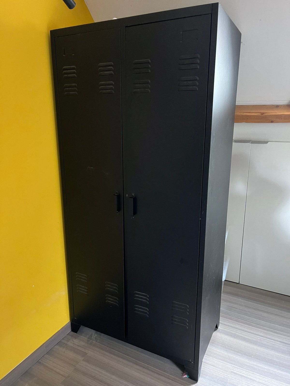 Kledingkast Mick, Ophalen, Zo goed als nieuw, 50 tot 75 cm, 150 tot 200 cm