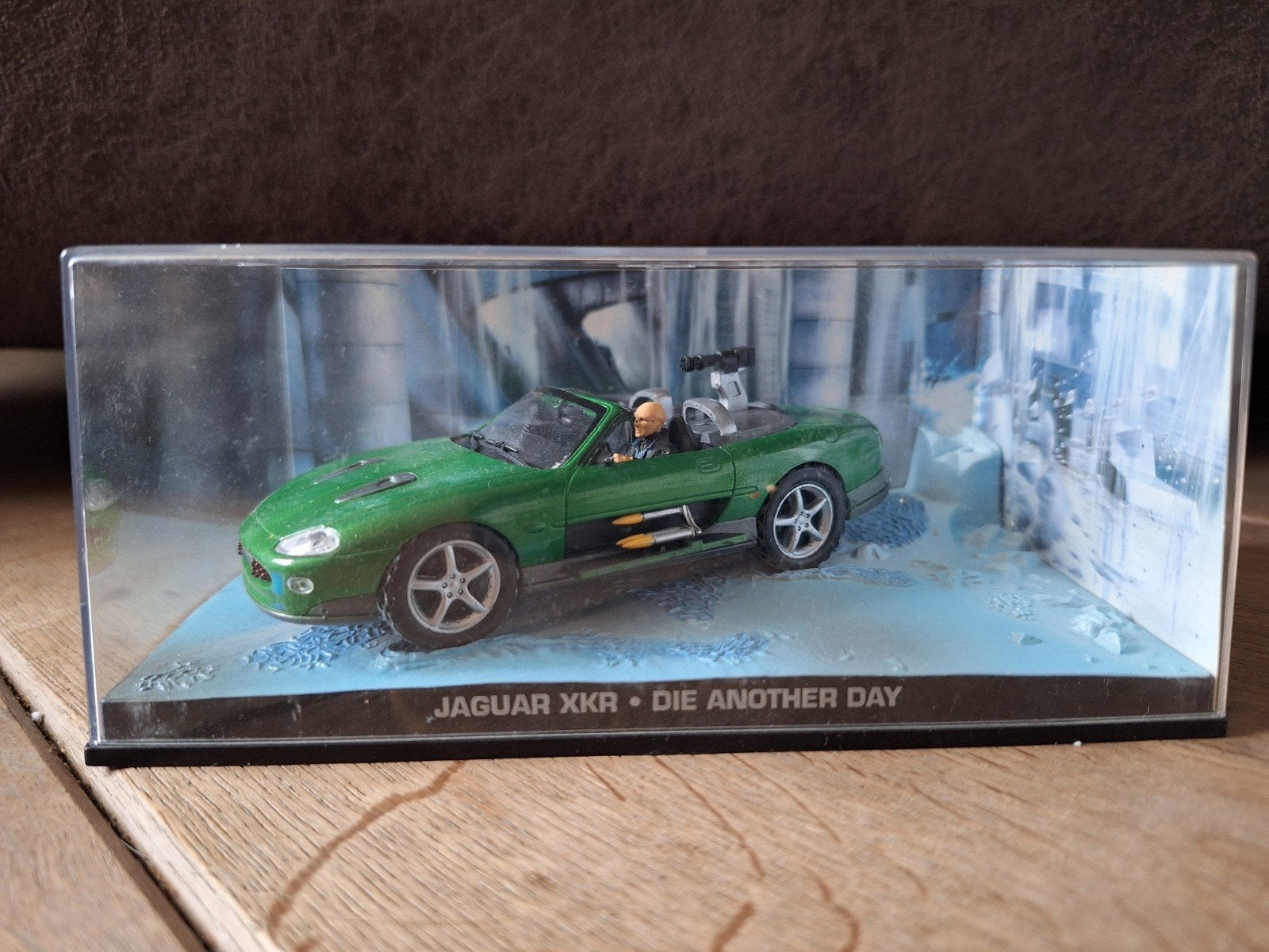 James Bond 007 Jaguar XKR Die Another Day modelauto, Ophalen, Zo goed als nieuw