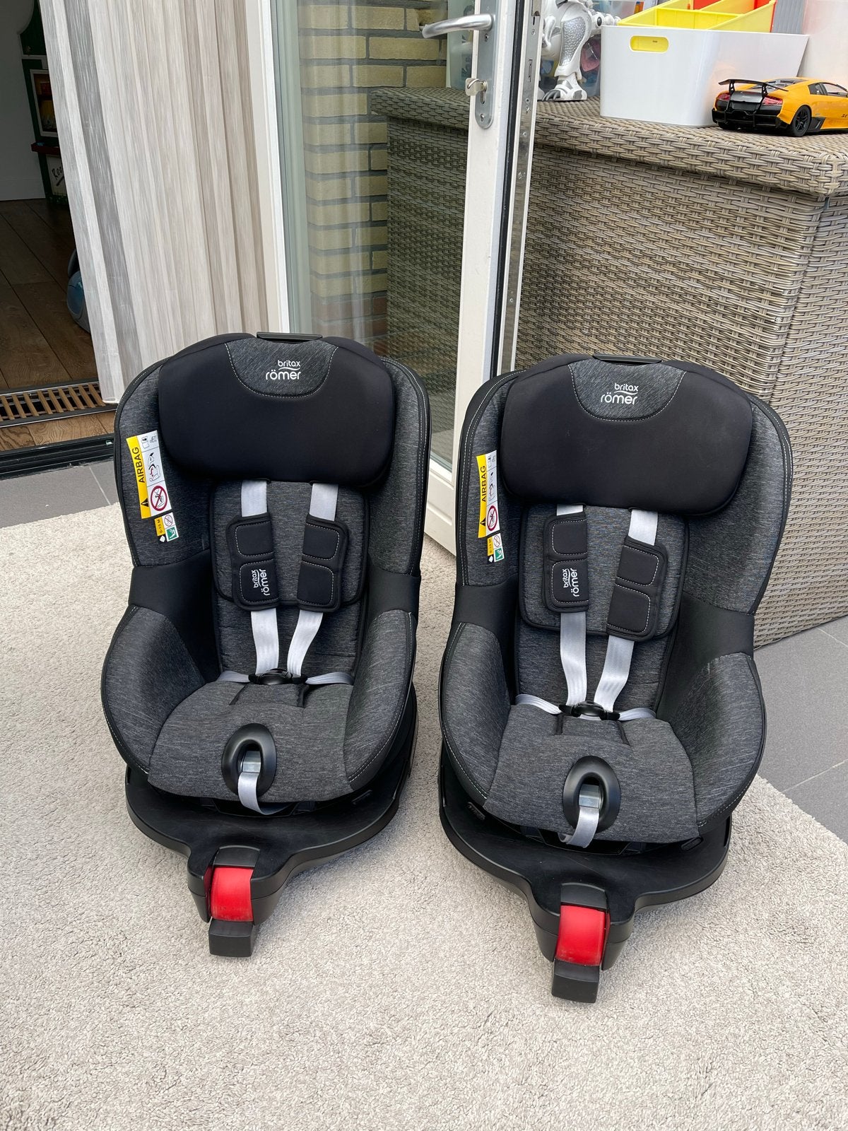 Britax Römer autostoeltjes - 2 stuks, Ophalen, Romer, Autogordel of Isofix, Gebruikt