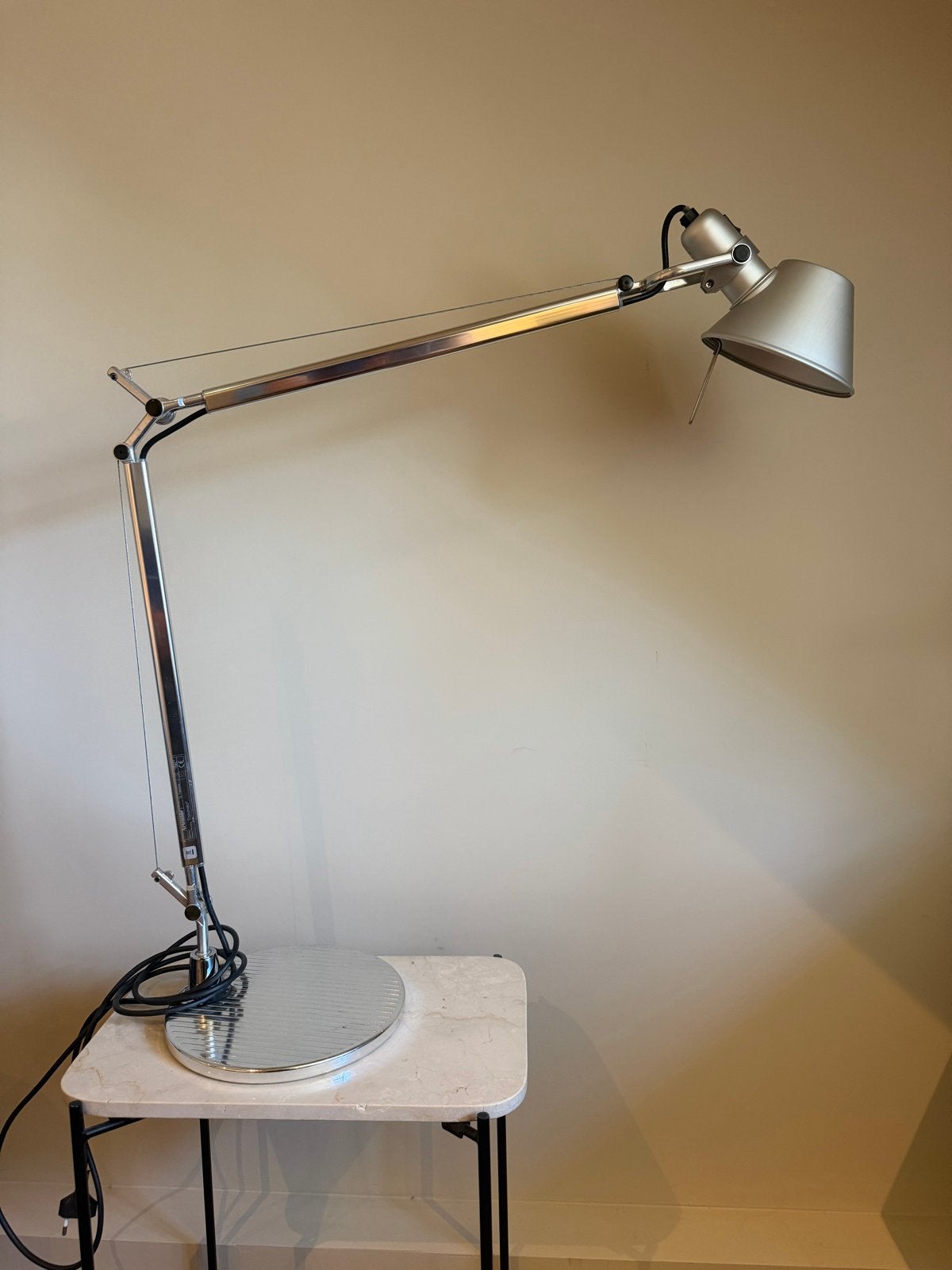 Artemide Tolomeo tafellamp - Zeer goede staat, Ophalen, Zo goed als nieuw, Metaal, 75 cm of meer