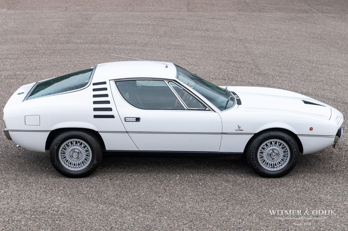 Alfa Romeo Montreal Coupé condizioni molto originale, 230 pk, Dealer onderhouden, Wit, Bedrijf