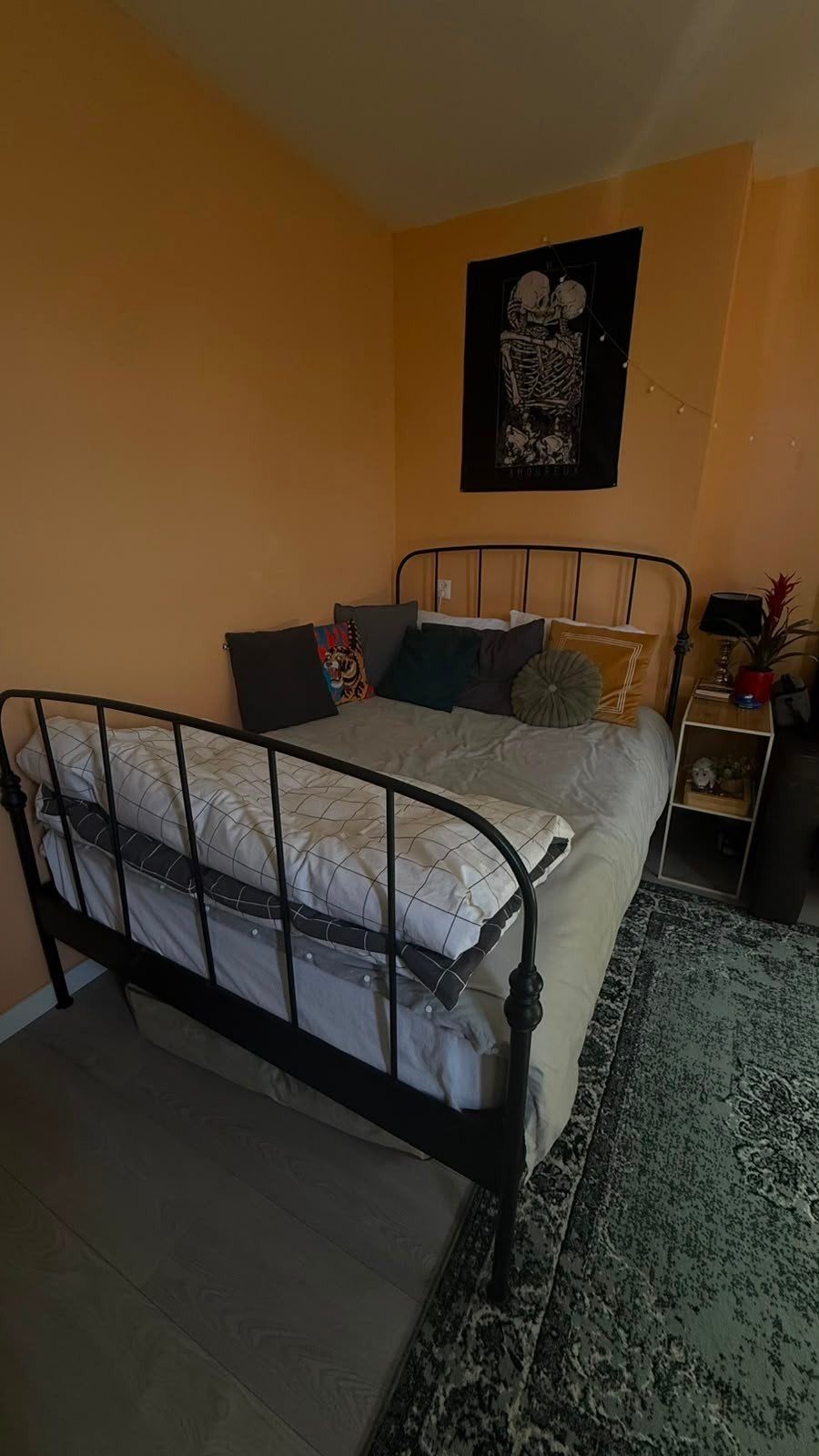 Bed met matras 140x200, Ophalen, Gebruikt, Zwart, Tweepersoons