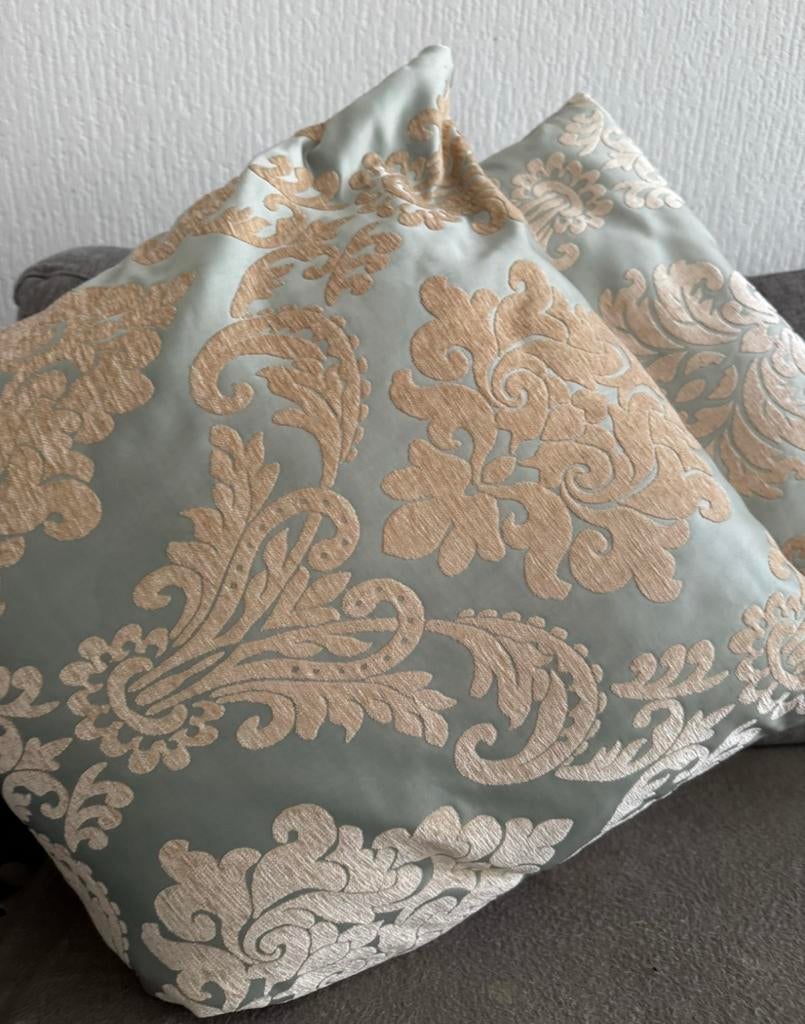 Tweepersoons sprei met twee bijpassende kussens, Ophalen, Zo goed als nieuw