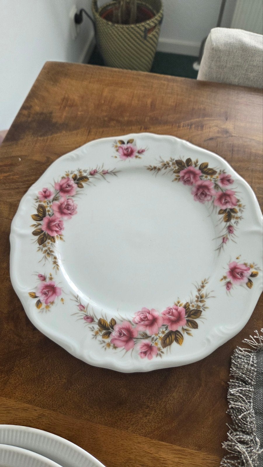 Royal Schwabap bord met rozenmotief, Ophalen