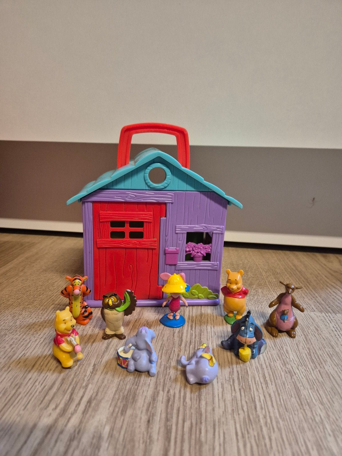 Winnie de Poeh huisje met poppetjes, Ophalen of Verzenden