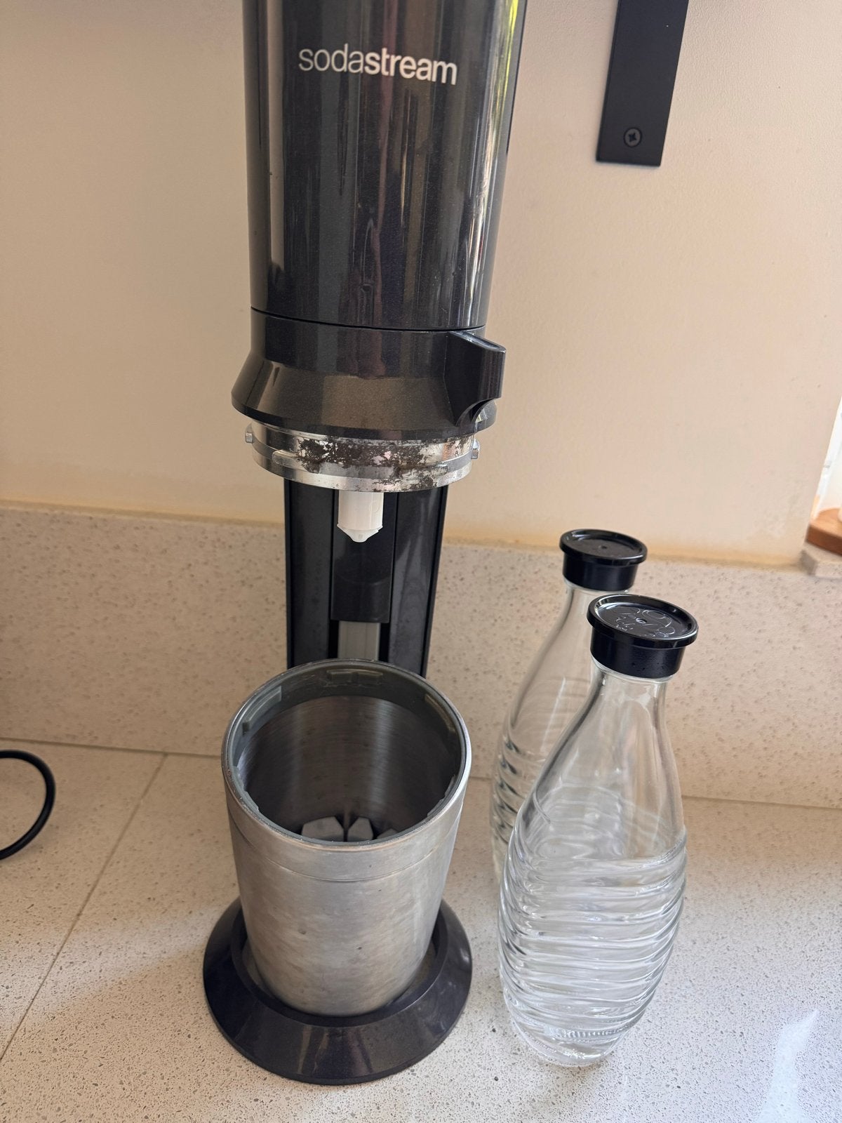 Sodastream met 2 flessen - Maak zelf bruiswater, Ophalen of Verzenden, Gebruikt
