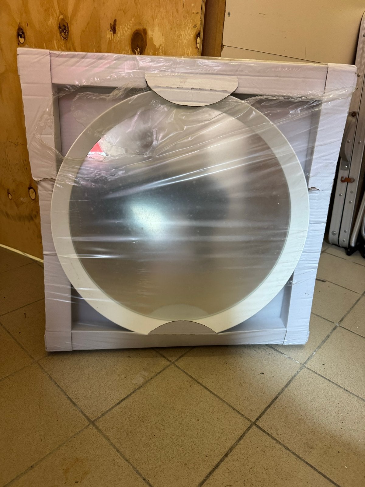 IKEA Langesund spiegel, 50 cm, wit, nieuw in verpakking, Huis en Inrichting, Ophalen, Minder dan 50 cm, Rond, Nieuw