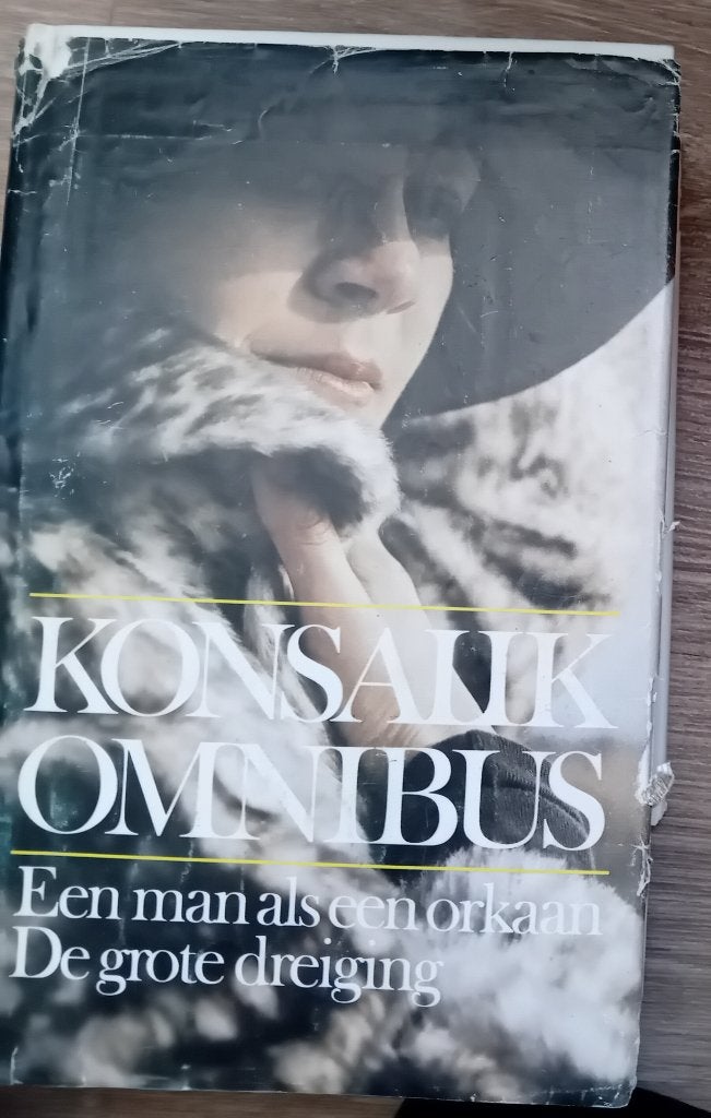 KONSALIK 2 IN 1 1981 €1, Boeken, Gelezen, Wereld overig, Heinz G. Konsalik, Ophalen of Verzenden