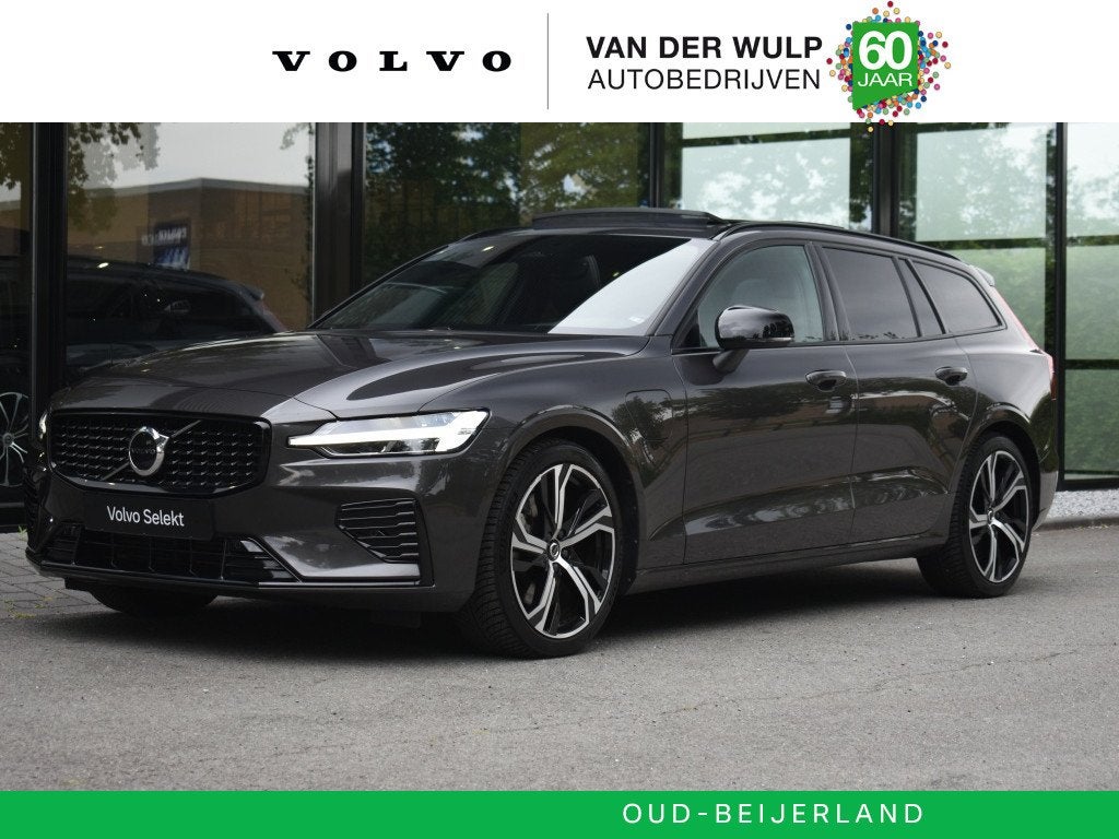 Volvo V60 T6 350pk AWD Plus Dark | Climate | Schuifdak | Har, Auto's, Automaat, Gebruikt, 4 cilinders, 24 maanden