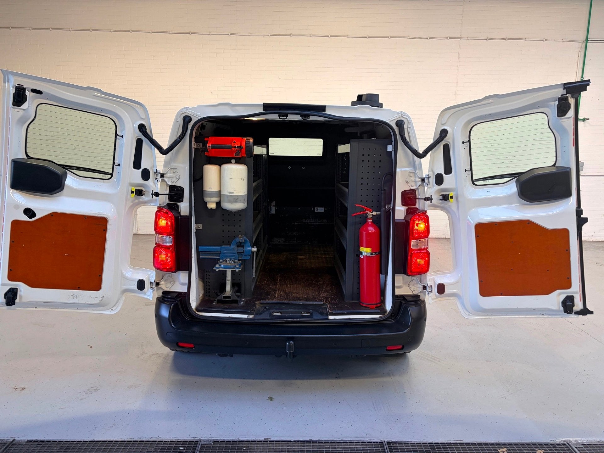 Citroen Jumpy Servicewagen 1.6 BlueHDI 95pk euro6 L2H1 V230, Voorwielaandrijving, Dealer onderhouden, Gebruikt, Leder en Stof