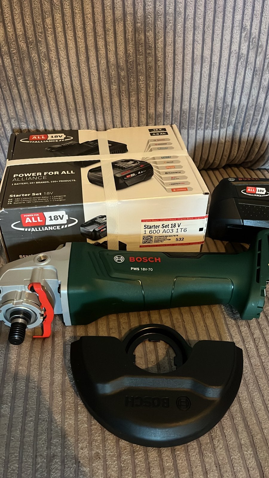 Bosch PWS 18V-70 Haakse Slijpmachine met Nieuwe Accu's, Ophalen of Verzenden, Zo goed als nieuw, 1000 watt of meer, Haakse handslijpmachine