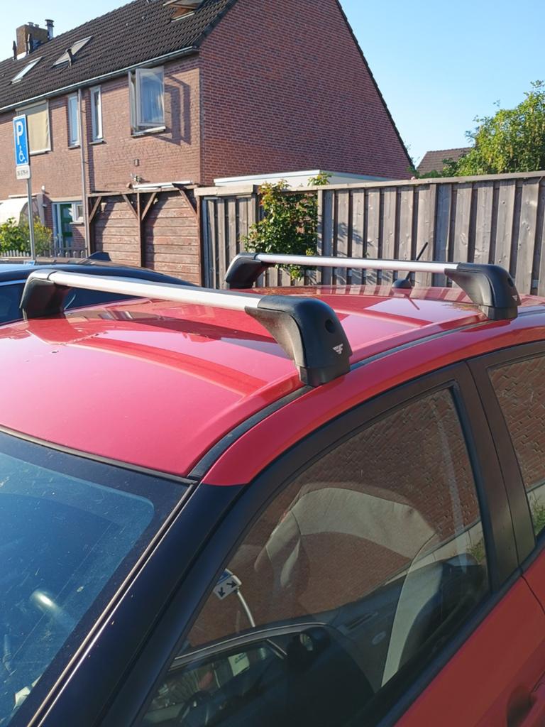Dakdragers Suzuki Baleno te huur (per week), Ophalen