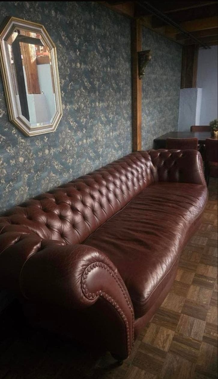 Grote bruin leren Chesterfield bank, Ophalen, 250 tot 300 cm, Gebruikt, Chesterfield