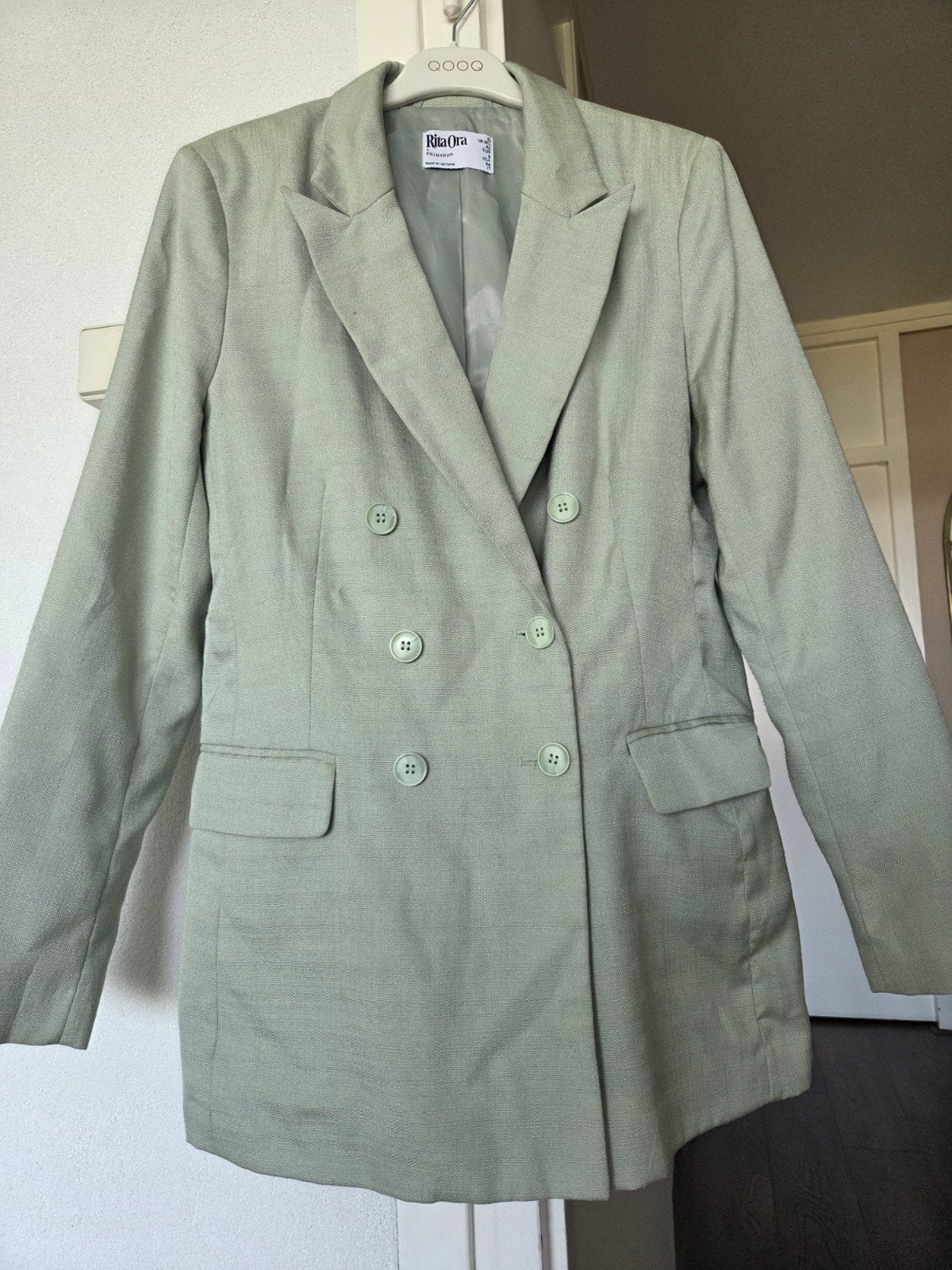 Stijlvolle mintgroene blazer van Rita Ora x Primark, Maat 38/40 (M), Ophalen of Verzenden, Zo goed als nieuw, Jasje