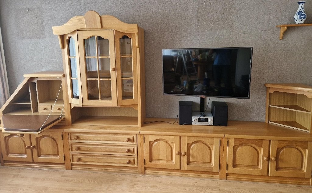 Blank eiken kast, Huis en Inrichting, Kasten | Buffetkasten, Gebruikt, 150 tot 200 cm, 200 cm of meer, 50 tot 75 cm, Ophalen