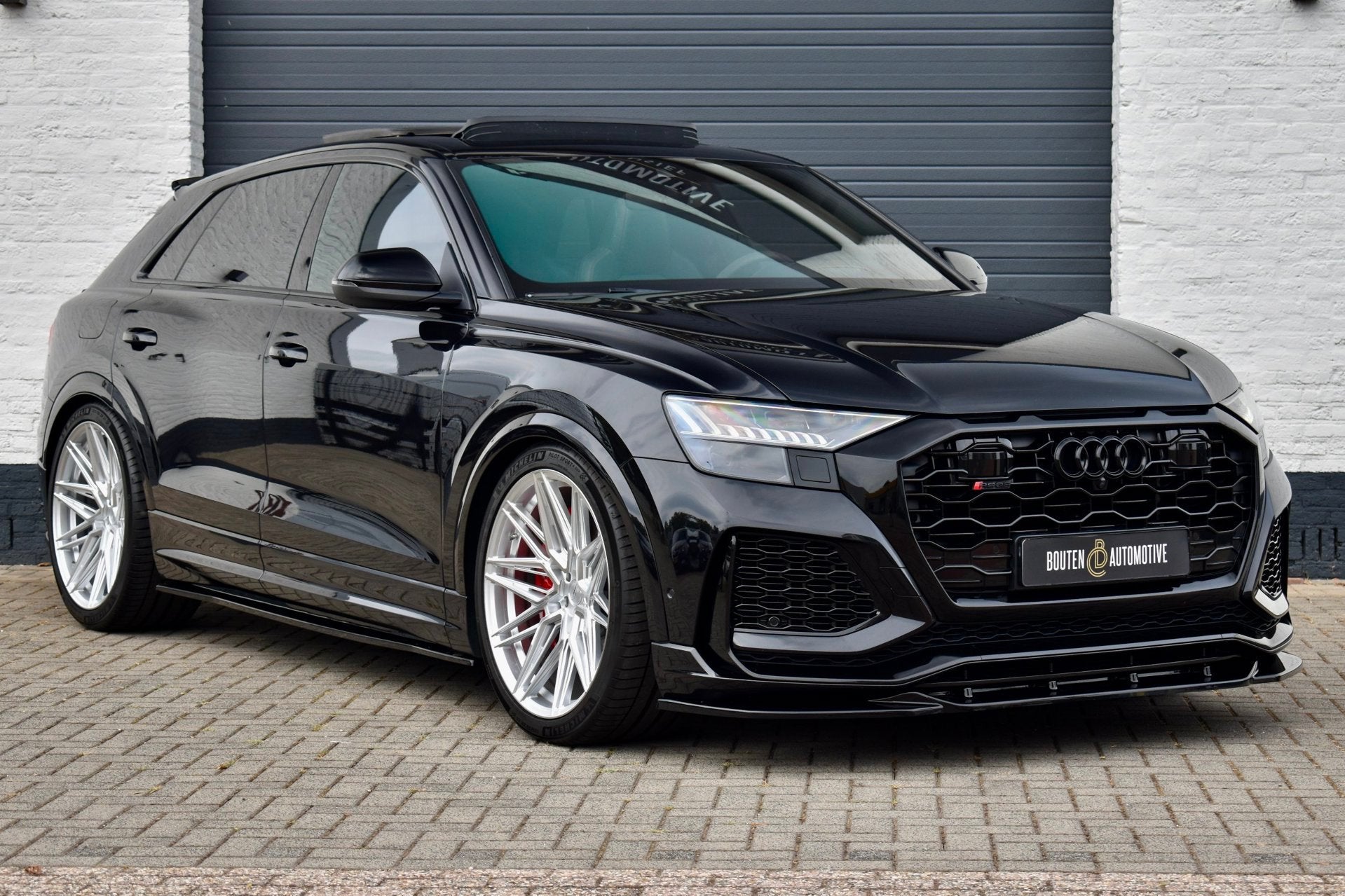 Audi RS Q8 4.0 TFSI quattro | Ceramic | 23" Vossen | Pano |, Auto's, Gebruikt, 600 pk, Zwart, Bedrijf