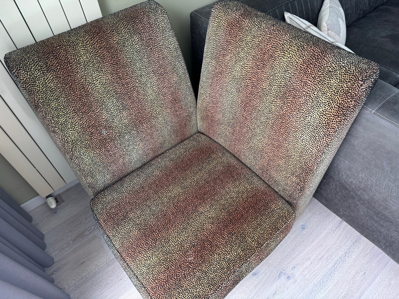 Comfortabele fauteuil van Fendi, Huis en Inrichting, Fauteuils, Ophalen, Zo goed als nieuw, Stof, 75 tot 100 cm