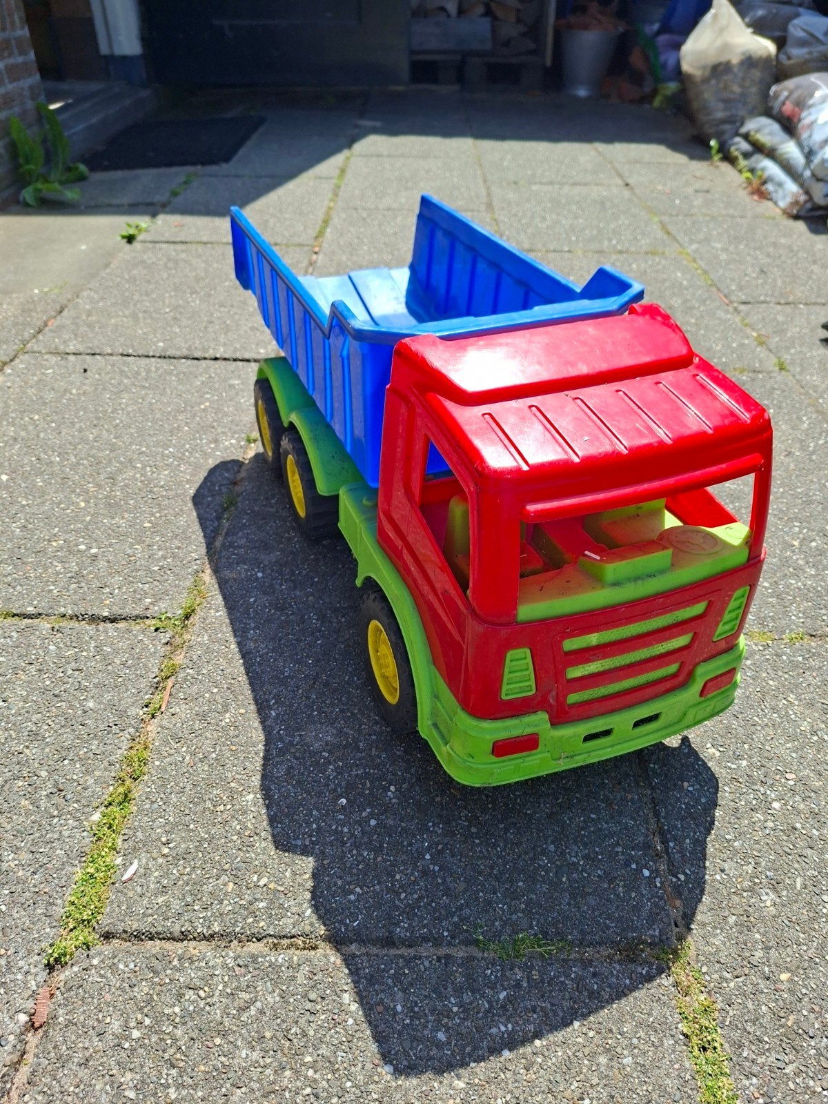Speelgoed vrachtwagen groot, Ophalen