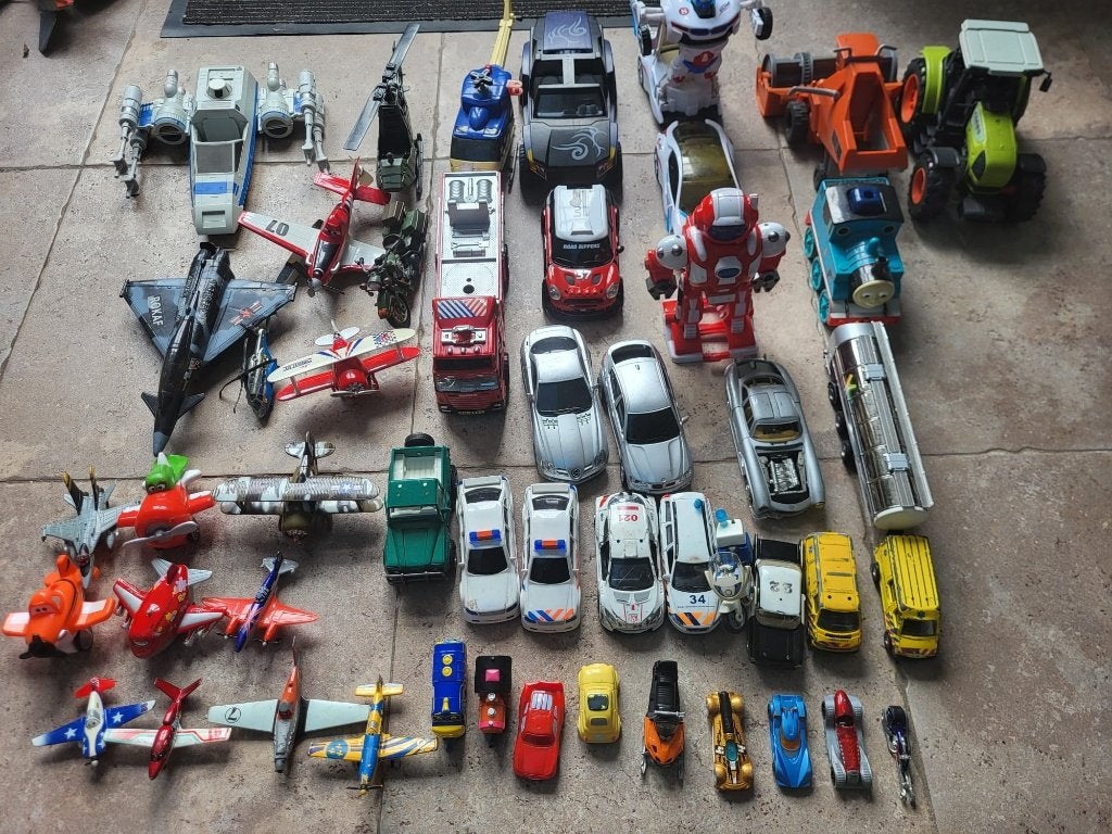 speelgoed auto's (incl. metalen > 50 jr oud), Kinderen en Baby's, Speelgoed | Speelgoedvoertuigen, Ophalen, Gebruikt