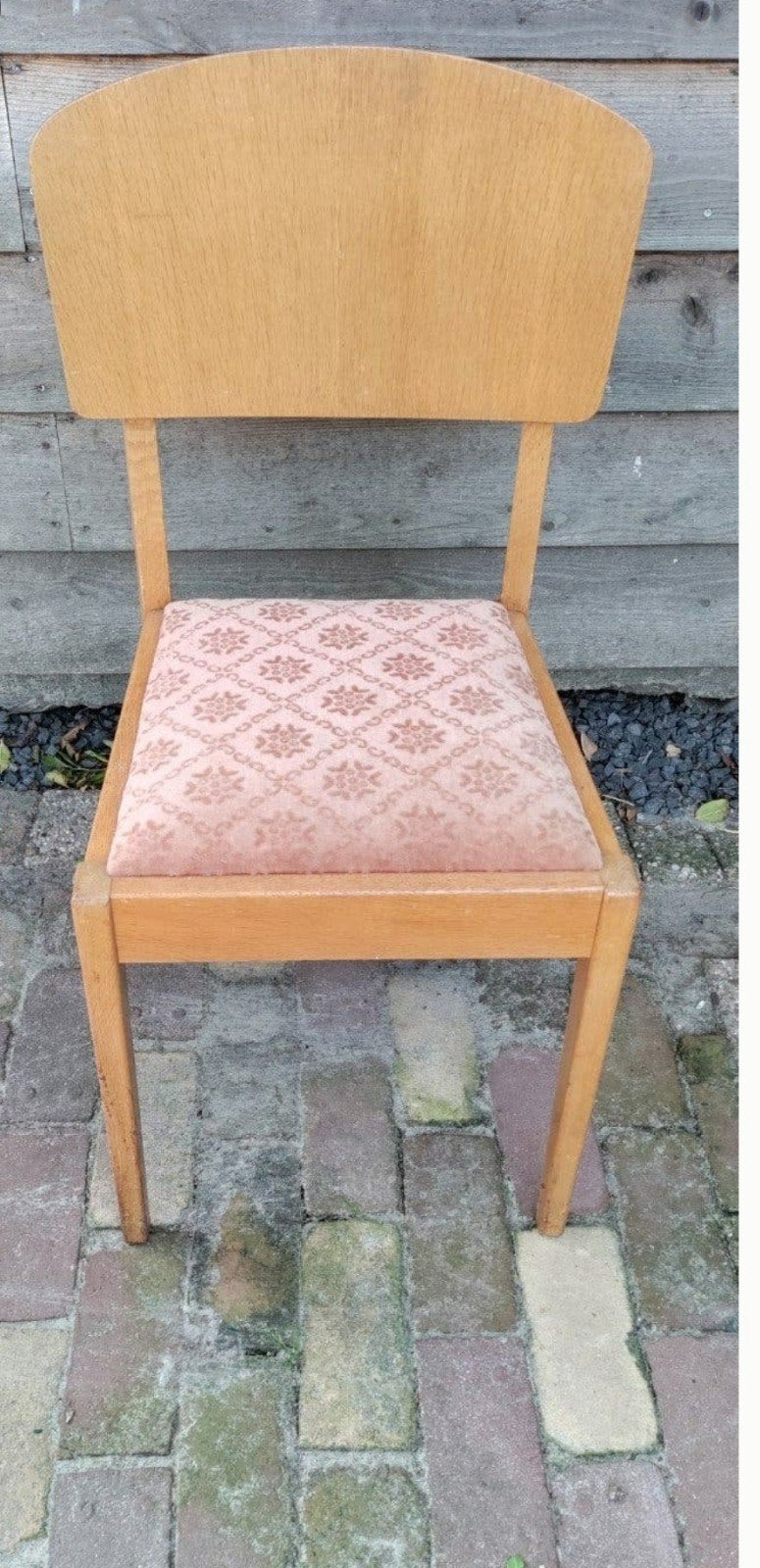 Stoel,ROZE zitting,stof,hout,1960,mid-Century,Roze,opa,oma, Ophalen, Bruin, Zo goed als nieuw, Eén