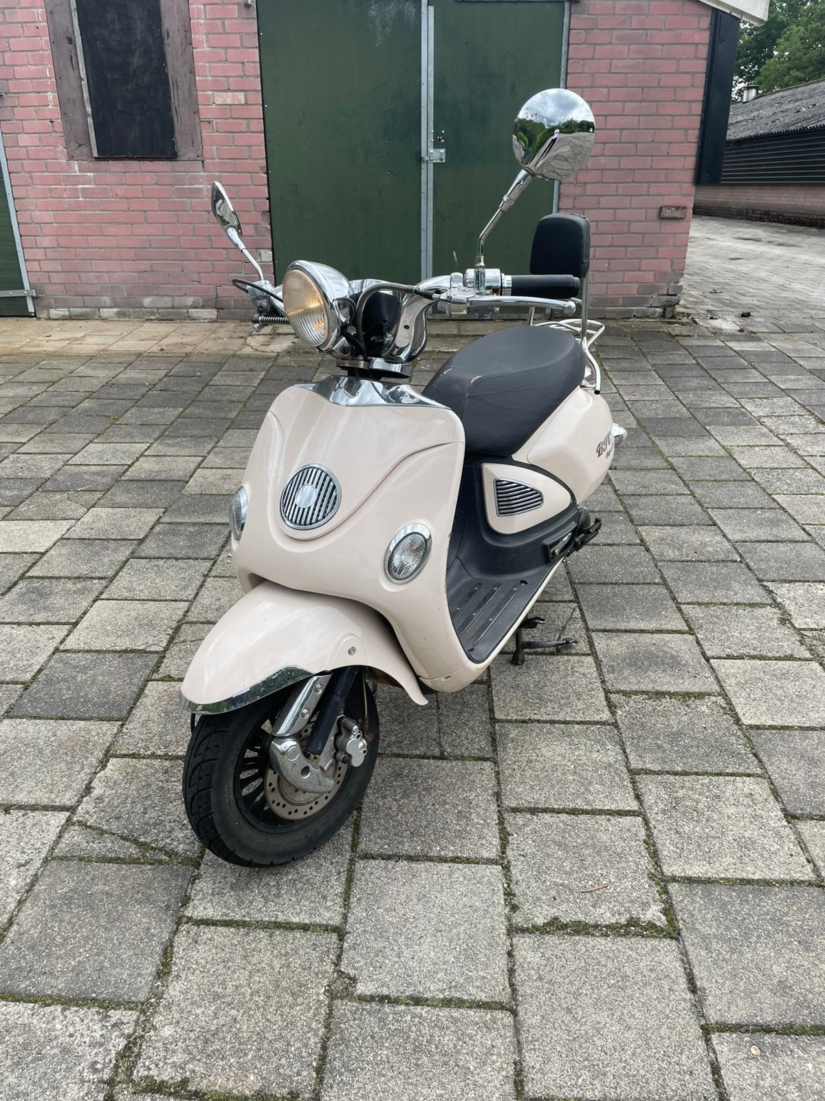 BTC legend scooter 50cc, Ophalen, Zo goed als nieuw, Benzine, Overige modellen